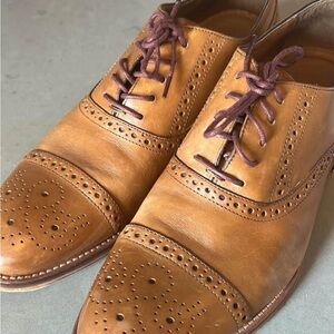 Johnston & Murphy Men’s Size 10 leather brown shoes (originally 200$)
